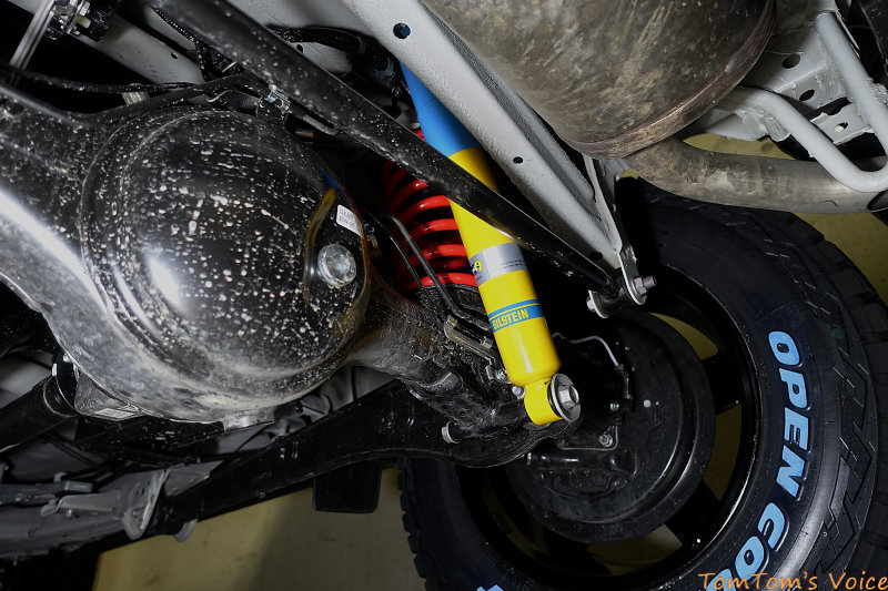 JB74ジムニーシエラとJB64ジムニーの足回りパーツに思う